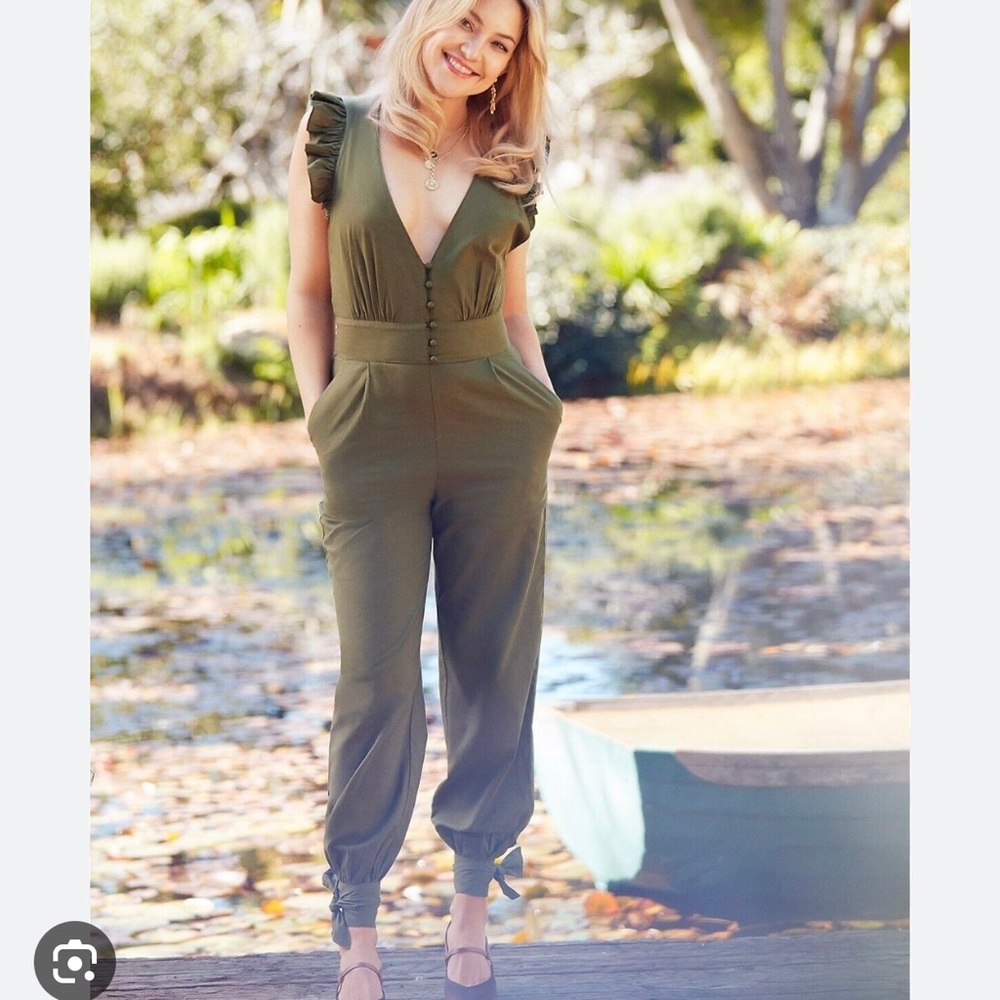 NEW happy x nature size 0 cotton green jumpsuit ruffle straps button front ties